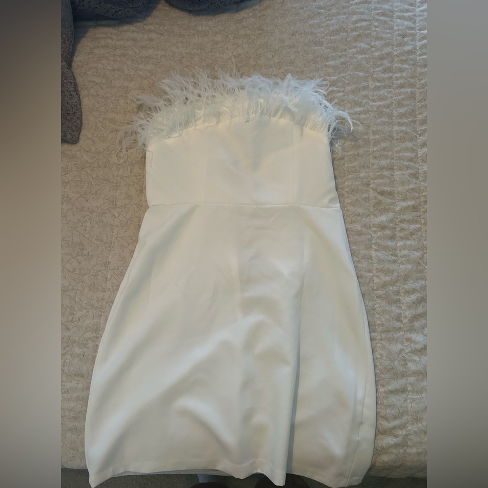 Sam Edelman White Feather Strapless Dress - Size 6